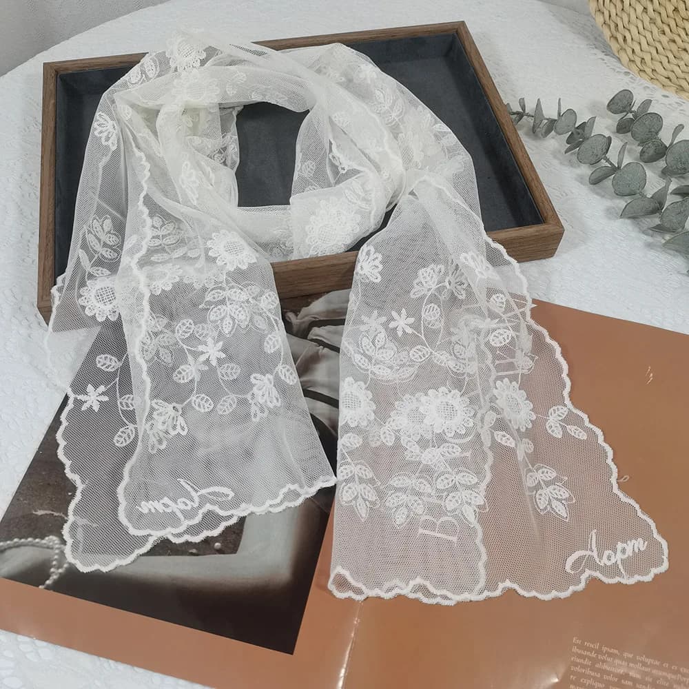 Sciarpa di seta con girasole in pizzo Fascia per temperamento fata Sciarpa estiva sottile versatile multiuso con lacci Sciarpa di tendenza con nastro