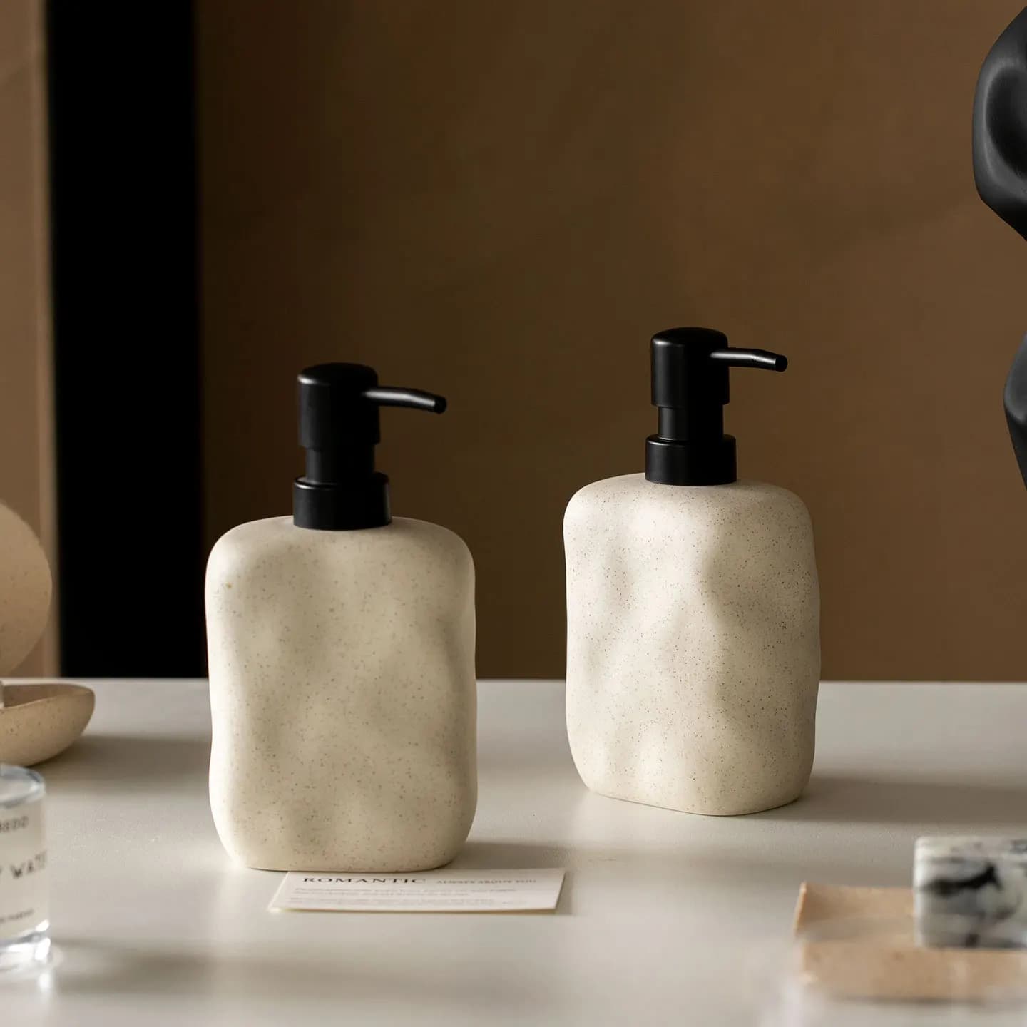 Dispenser di sapone liquido in ceramica grossolana Dispenser di sapone domestico semplice Disinfettante per le mani Gel da bagno Shampoo PressBottle Accessori per il bagno