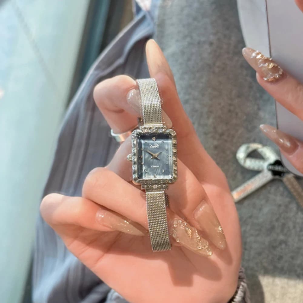 Minimalist Luxury Square Plate With Fashionable Tempering With Quartz Women's Watch For Wholesale Jewelry Gift For Women's Party