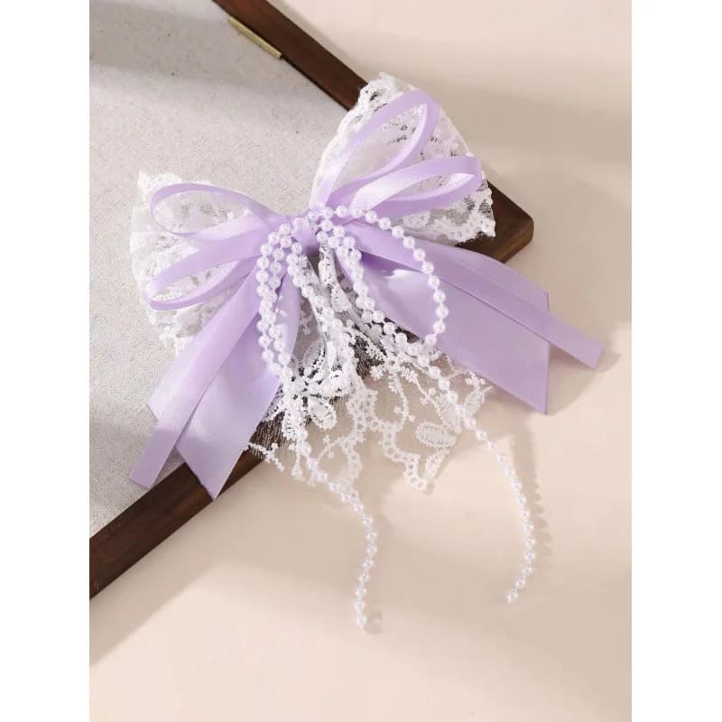 1 girl hair clip with lace and pearl bow, a romantic and delicate accessory for everyday use