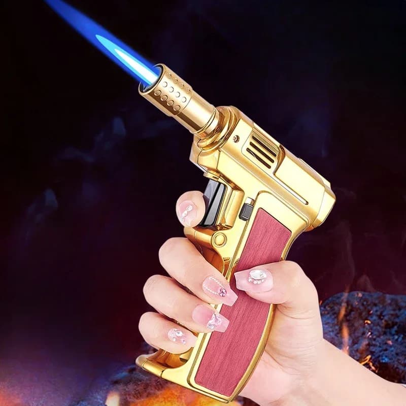 Accendino in metallo turbo a gas butano antivento per esterni Pistola per saldatura multiuso ad alta temperatura Accendino gonfiabile Strumento da uomo