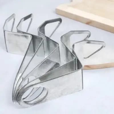 Kit di Riparazione Orologio da Parete 5 Pezzi: Meccanismo con Gancio in Metallo Rinforzato, Ricambio Alimentato a Batteria, Componenti Fai-da-Te