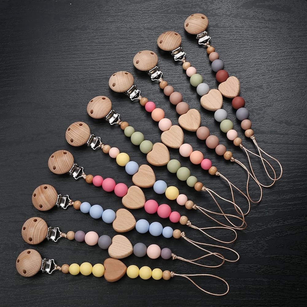 Nuovo cuore in legno di faggio perline ciuccio per bambini clip a catena perline in silicone manichino porta capezzoli ciondolo massaggiagengive per giocattoli appena nati regalo