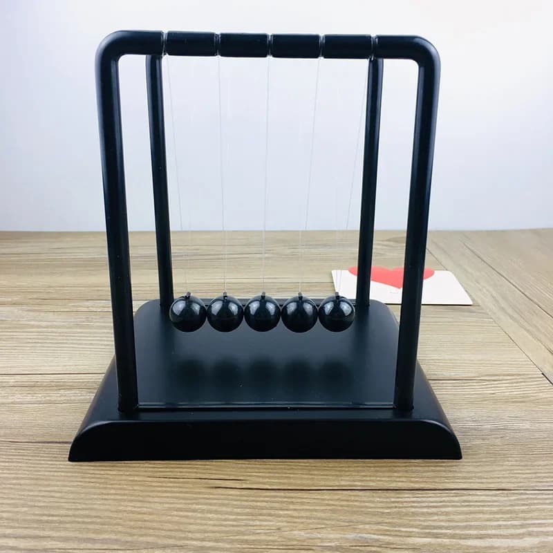 Pendolo di Newton nero Piscina generosa Culla di Newton Modello fisico Creativo Decorazione del desktop di casa Ornamento Regalo artigianale Souvenir