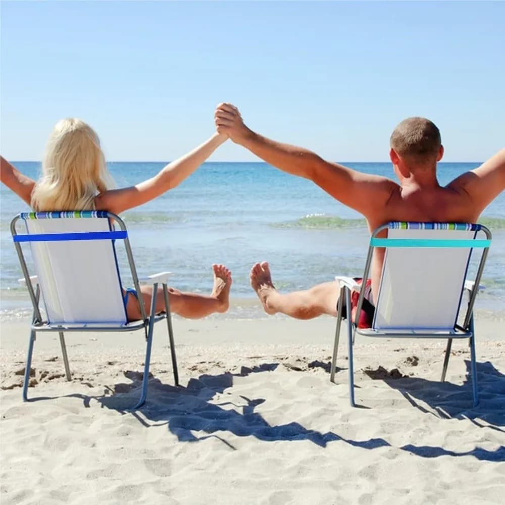 4 windproof clip for beach towels, coloured silicone, puncture resistant, multifunctional and extendable, ideal for cruises.
