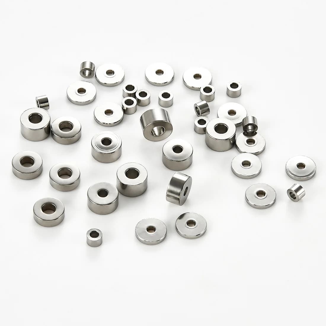50 pz Cilindro In Acciaio Inox Perline Del Distanziatore 3/4/6 MILLIMETRI Disco D'argento Perline Ricerca di Gioielli Accessorio per la Collana Del Braccialetto FAI DA TE Che Fanno