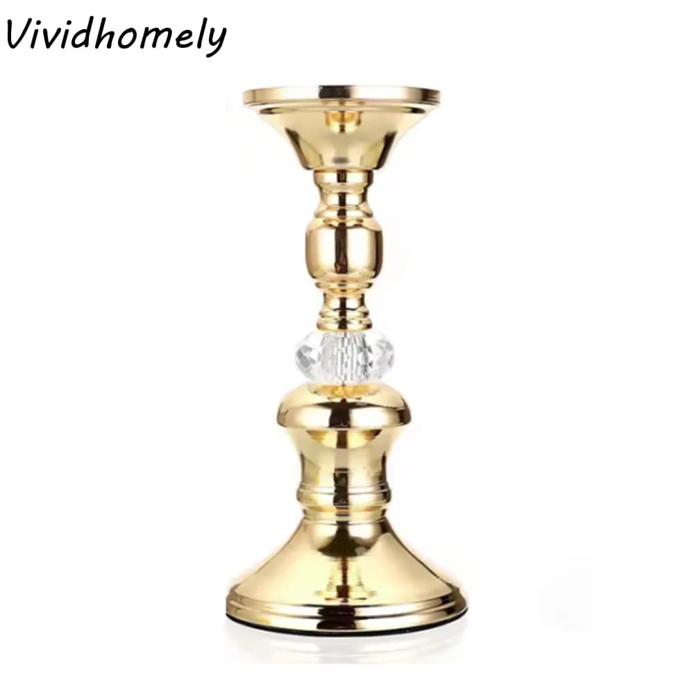 Candelabro in Metallo Dorato Stile Europeo con Base Antiscivolo, Portacandele Vintage di Diverse Dimensioni, Base per Candele Aromaterapiche