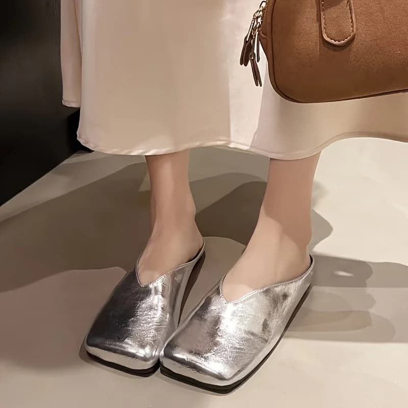 New Fashion Spring Summer Flat Head Outdoor Women's Slip-On Shoes Comfortable round Toe Casual Footwear
