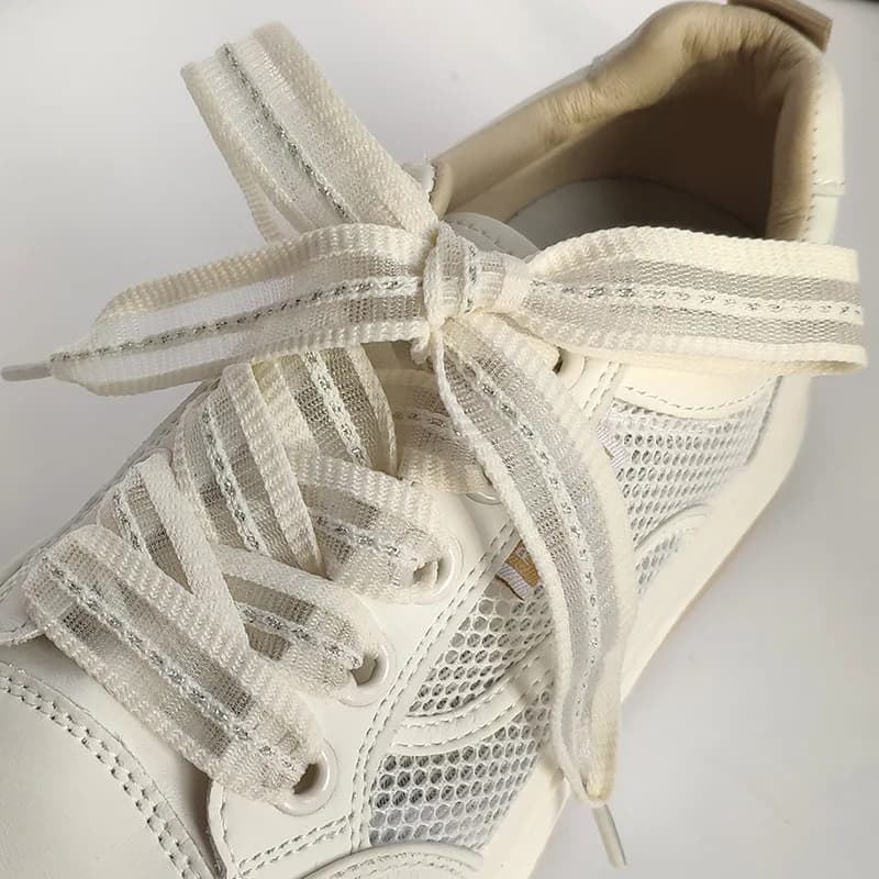 Lacci piatti larghi con fiocco da 2 cm Lacci per scarpe a righe trasparenti in seta di pesce Sneaker Scarpe sportive da allenamento nere Scarpe casual Lacci