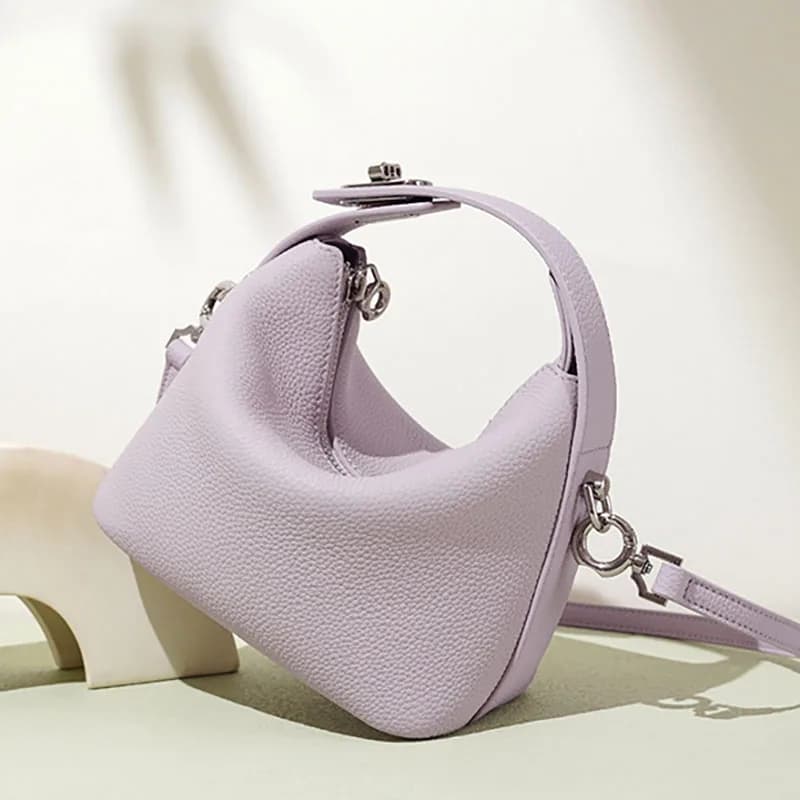 Borsa Bento per ascelle 2025 Tote Design Borsa a tracolla a tracolla casual Scatola per rossetto in vera pelle Nicchia Organizzatore cosmetico Elementi essenziali