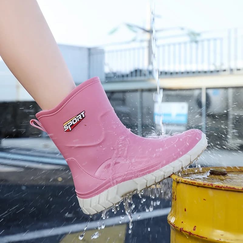 Sweet Pink Mid-Calf Rain Boots Women's Summer Fashionable Water-Proof Non-Slip Kitchen Work Short Boots Wear-Resistant PVC Shoes