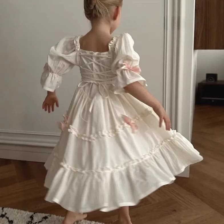 Abito per bambini ragazza 2025 estate nuovo stile cotone fiocco manica petalo colletto quadrato gonna a strati increspata stile cortese principessa