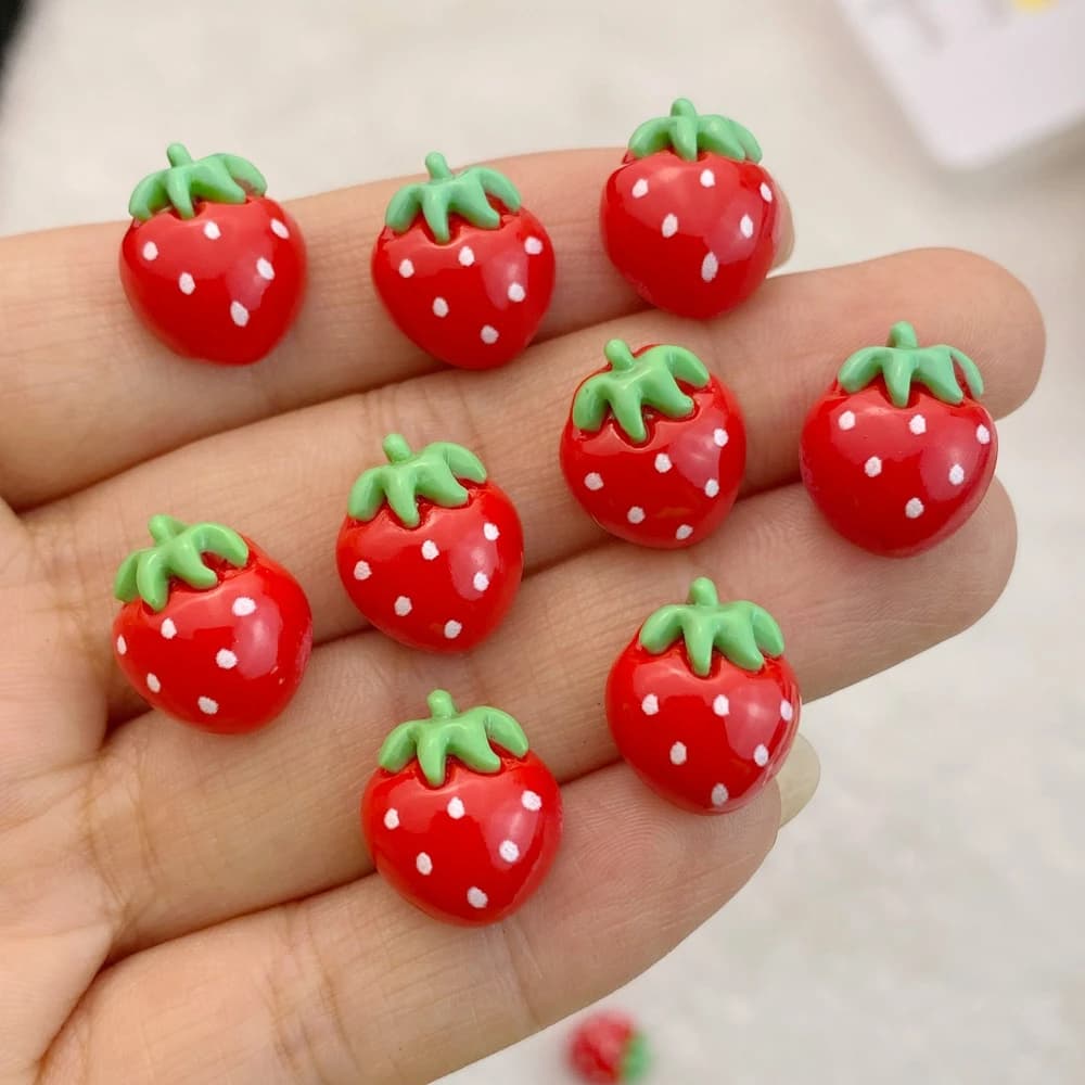 20 pezzi nuove decorazioni artistiche per frutta in resina Kawaii serie 3D di fragole accessori per ciondoli per unghie premere sulle unghie