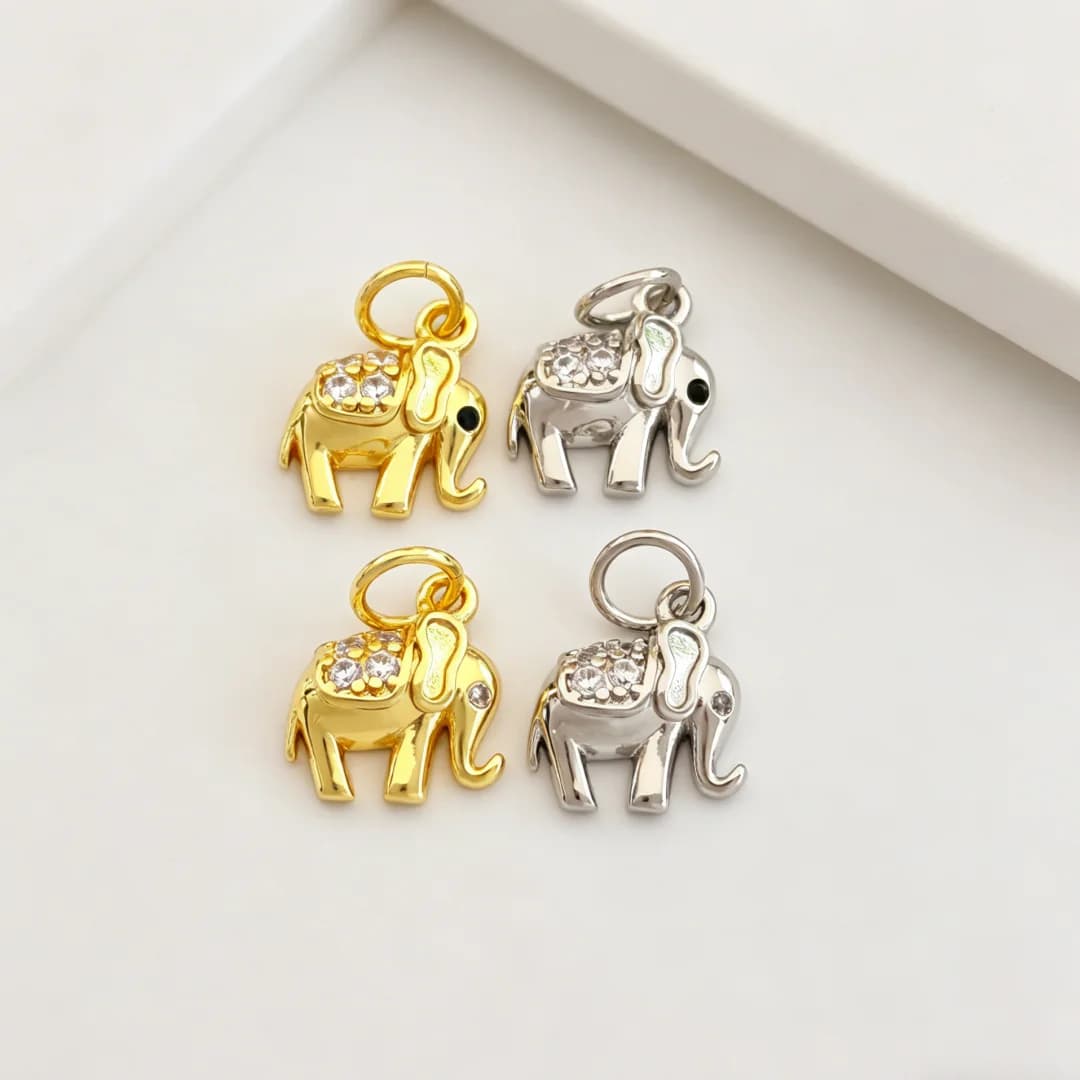 6 Pezzi Ciondoli in Ottone Placcato Oro e Argento con Zirconia Cubica, Mini Charms a Forma di Elefante per Creazione Gioielli Fai da Te, Accessori per Collane e Bracciali
