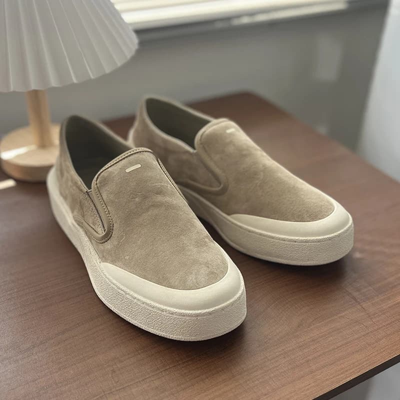 Men's Breathable Fabric Shoes, New Fashion Low Shoes, Sport Shoes and Leisure Shoes with Suede and Rialzo Sole