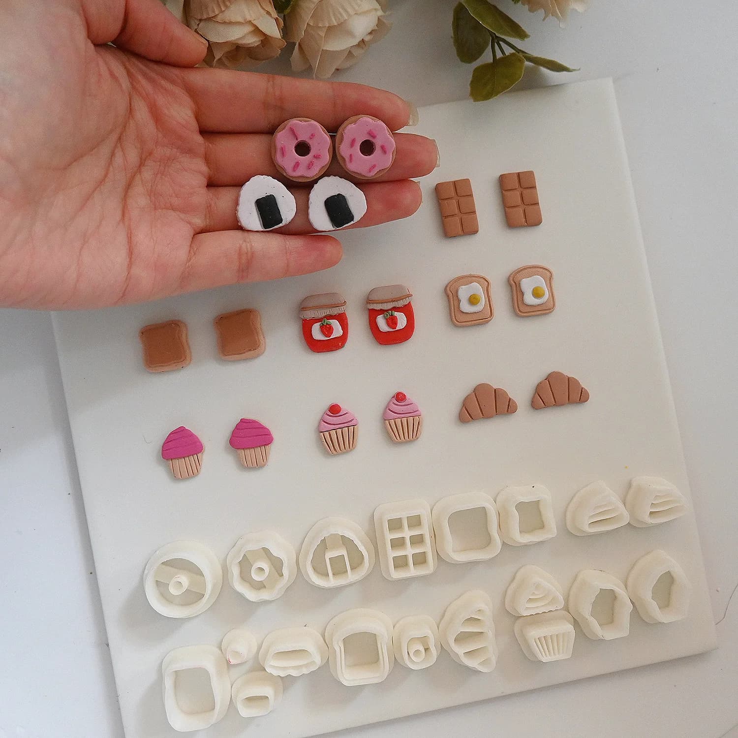 Taglierina per Argilla Polimerica a Forma di Ciambelle/Gelato/Pane/Cioccolato, Stampo per Modellare Orecchini e Ciondoli Fai da Te, Utensile in Ceramica