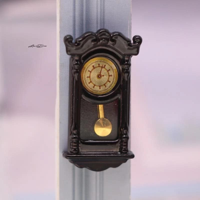 Vintage 1/12 Scale Wall Clock Model For Doll House Simulation Decorations For Living Room Accessories for Micro Dolls Home Accessories