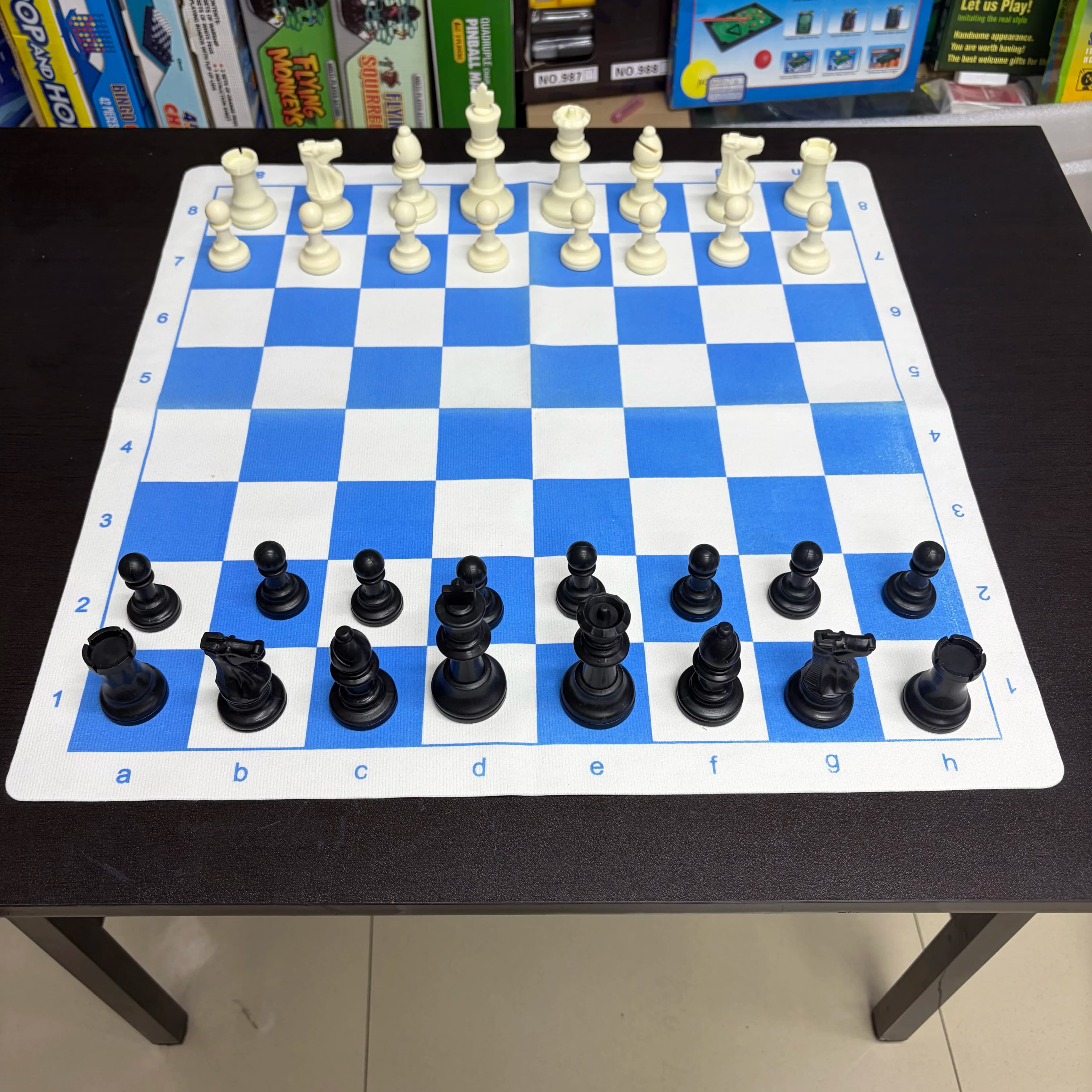 50CM/19.69IN BIG CHESS PIECE Portable Chess Set - Compact Folding Design, Blue & CheckersPerfect for party outdoor father 's day