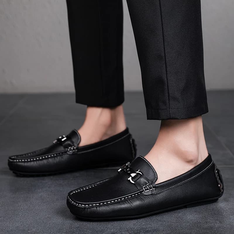 Scarpe da Uomo Primavera 2026: Mocassini Versatili Stile Coreano, Trendy Britannico, Bianchi Traspiranti Slip-On