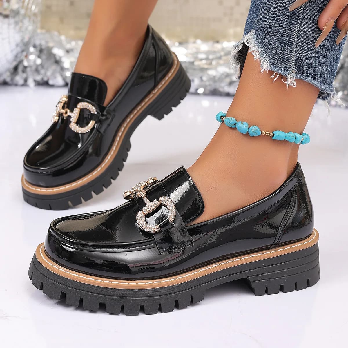 Retro Chain Low Heel Pumps Women Fashion Bright Black Pu Leather Platform Loafers Plus Size Thick Sole Non Slip Uniform Shoes