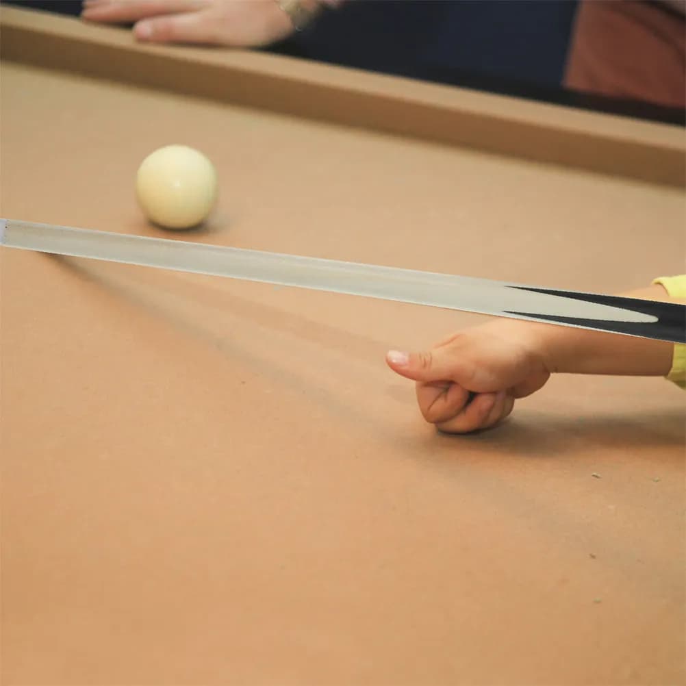 Mini stecca da biliardo per bambini, 4 pezzi, in legno, facile da installare, portatile, per divertimento con il biliardo all'interno e all'esterno