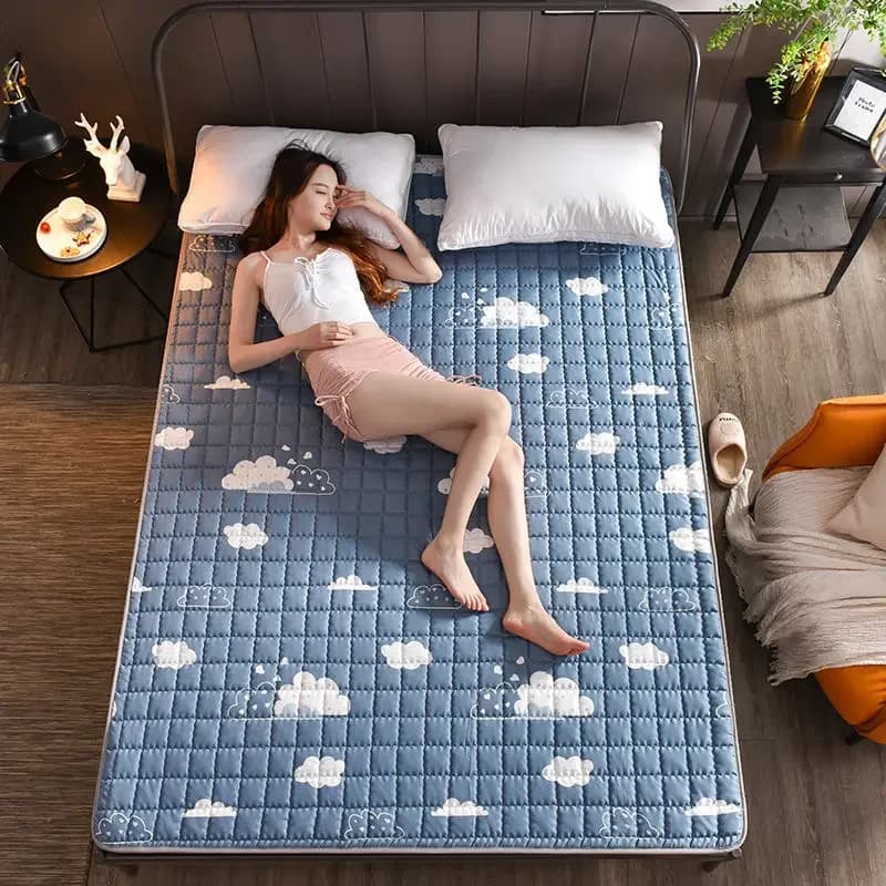 Quilted duvet for summer sleeping duvet quilted duvet cover Solid color blue with corners cured mattress cover