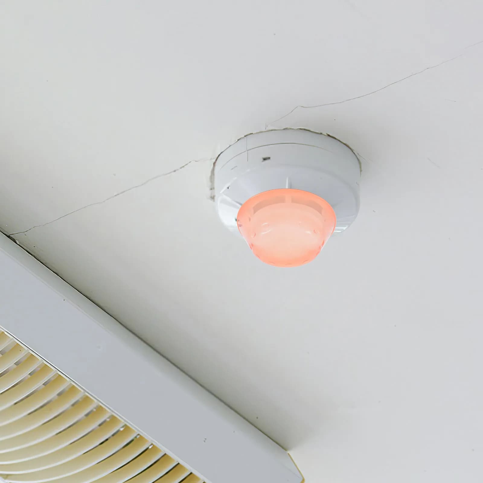 4Pcs Smoke Detectors Protective Caps Plastic Cover Fire Alarm Guard Cooking Kitchen Safety Shield Accessories Reusable