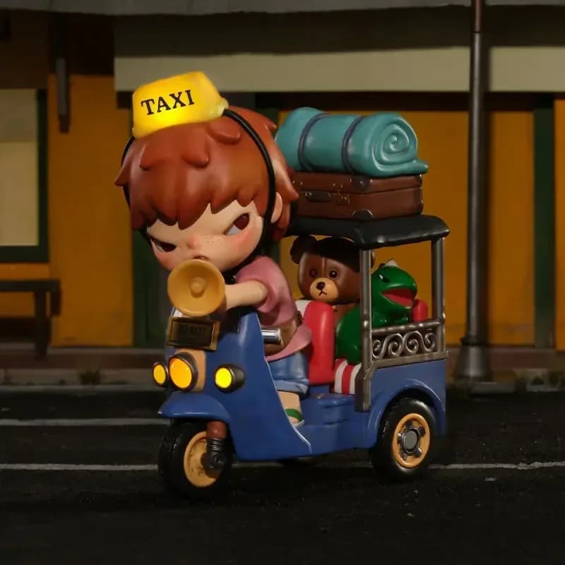 POP MART Hirono Tuk-Tuk Series Figure Anime Action Blind Box Guess Bag Giocattoli Bambola Carina Anime Figure Ornamenti Collezione