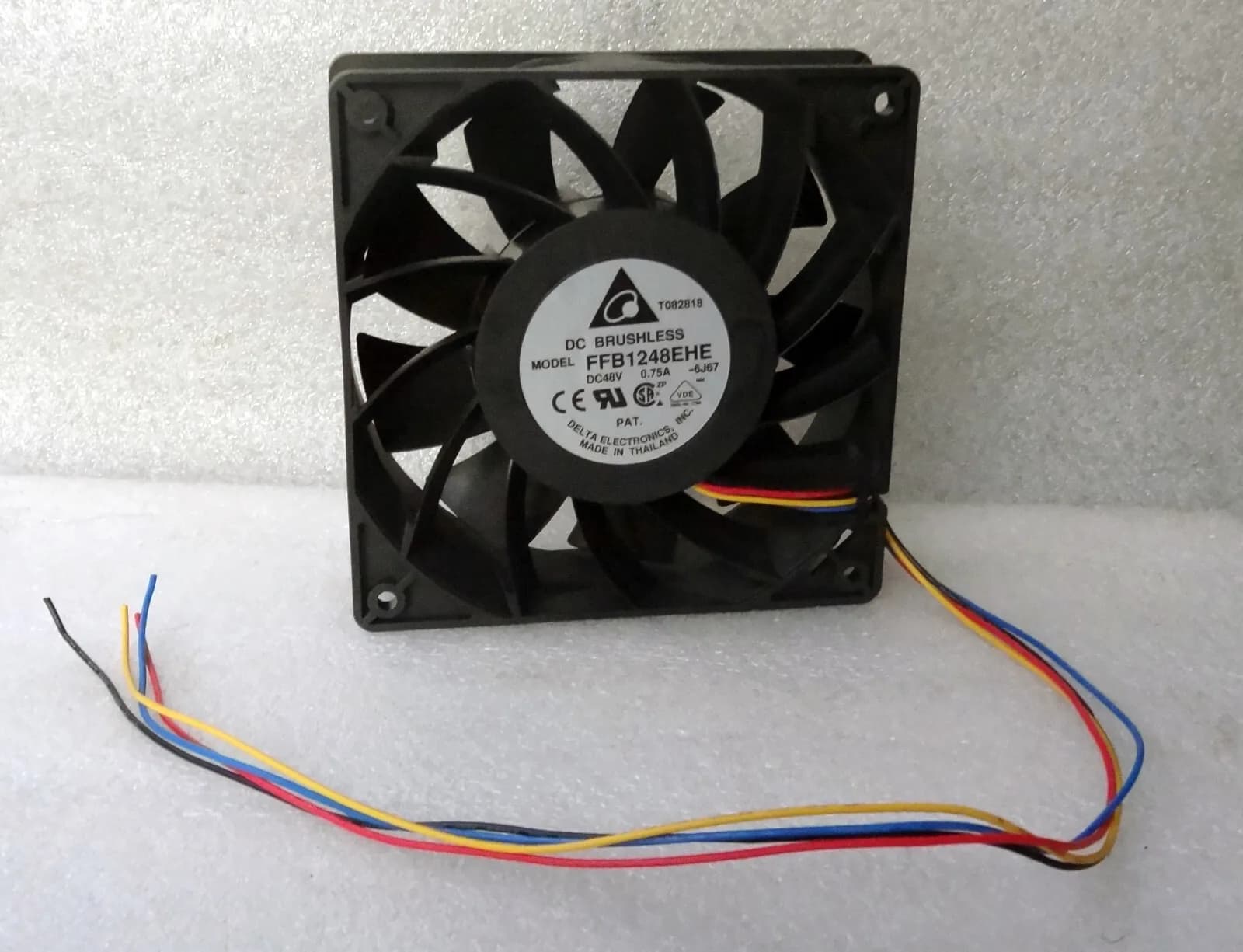 PER Delta 48V 0.75A DC Ventola assiale senza spazzole FFB1248EHE Modello -6J67-