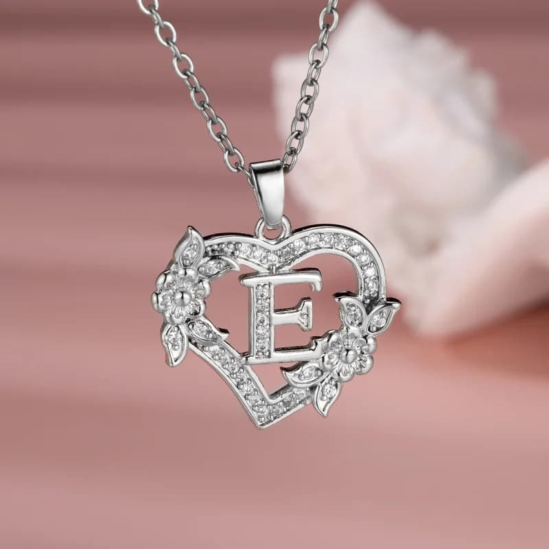 Necklace with 26 Letters of the English Alphabet Heart Shape, Elegant Design and Fashion, Accessories of High Range, European Collection and American 2026