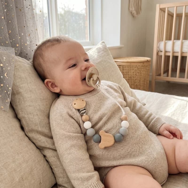 Mittsboy Portaciuccio Personalizzato con Nome, Clip in Silicone per Massaggiagengive, Senza BPA, Perline in Legno per Uso Alimentare, Regalo per Baby Shower