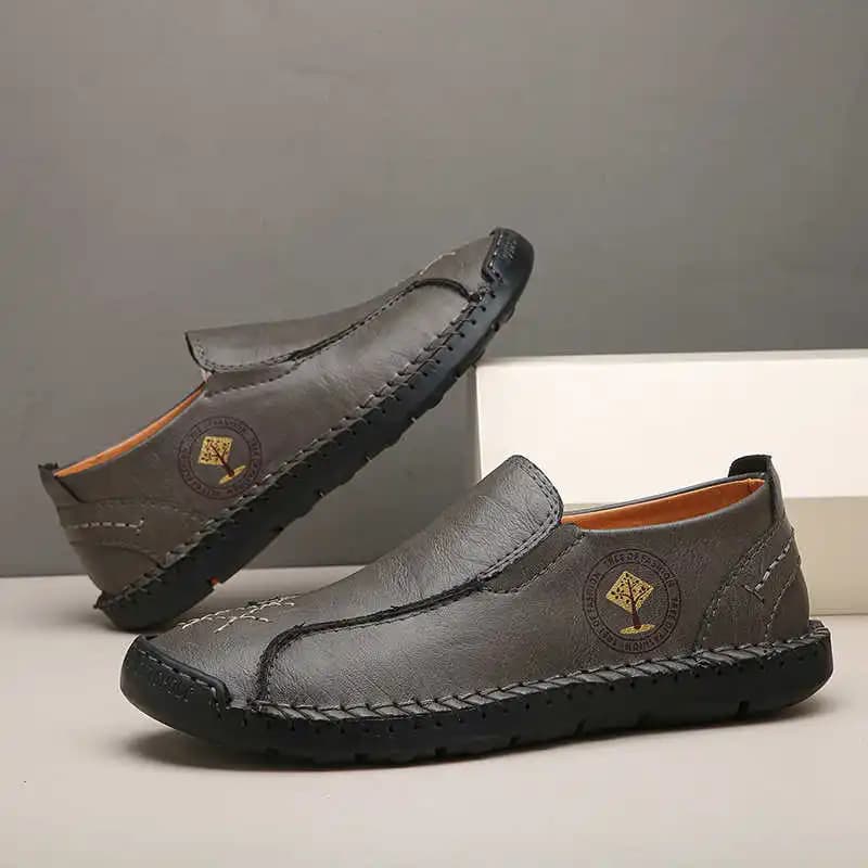 Scarpe da trekking e sneakers bianche da uomo con fori, universali, per sport e basket, offerte speciali