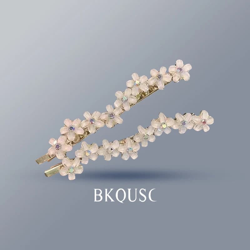 Forcine per capelli da donna con strass perlati Fiori di conchiglia Fermagli per capelli in metallo Elegante moda femminile Mollette a farfalla Accessori per capelli dolci