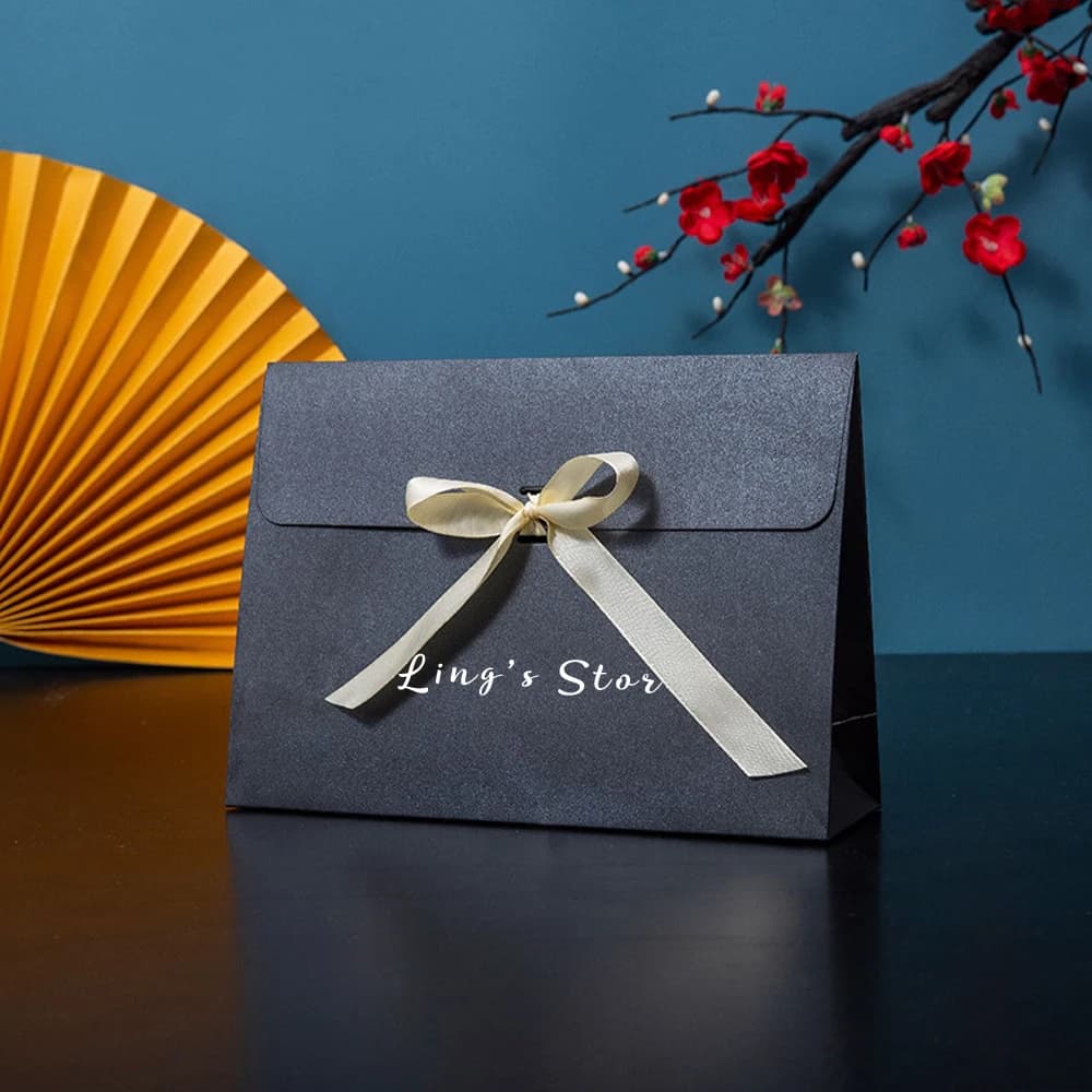 Personalized Logo 28x21x9cm Jewelry Paper Bowknot Envelope Bag Folding Flip Gift Box Underwear Stockings Handkerchief Scarf Case