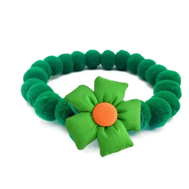 Nuovo collare per gatti Accessori per cani Ornamento per animali domestici Collana per cani Bavaglino per gatti Palla carina Fazzoletto da collo per collare per animali Sciarpa per cuccioli
