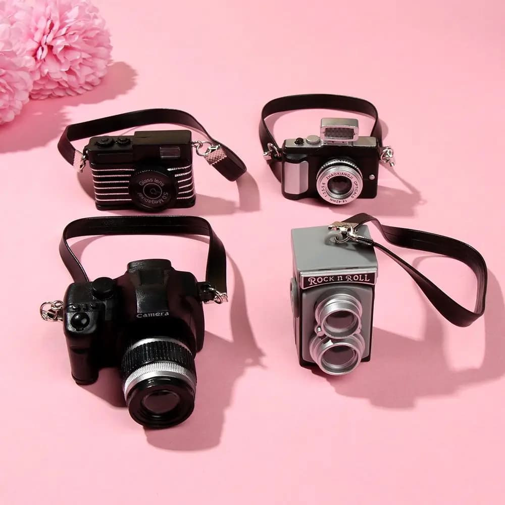 Moda Mini SLR Accessori per case delle bambole Modello di fotocamera digitale Fotocamera per bambole in miniatura con otturatore e flash con cintura nera