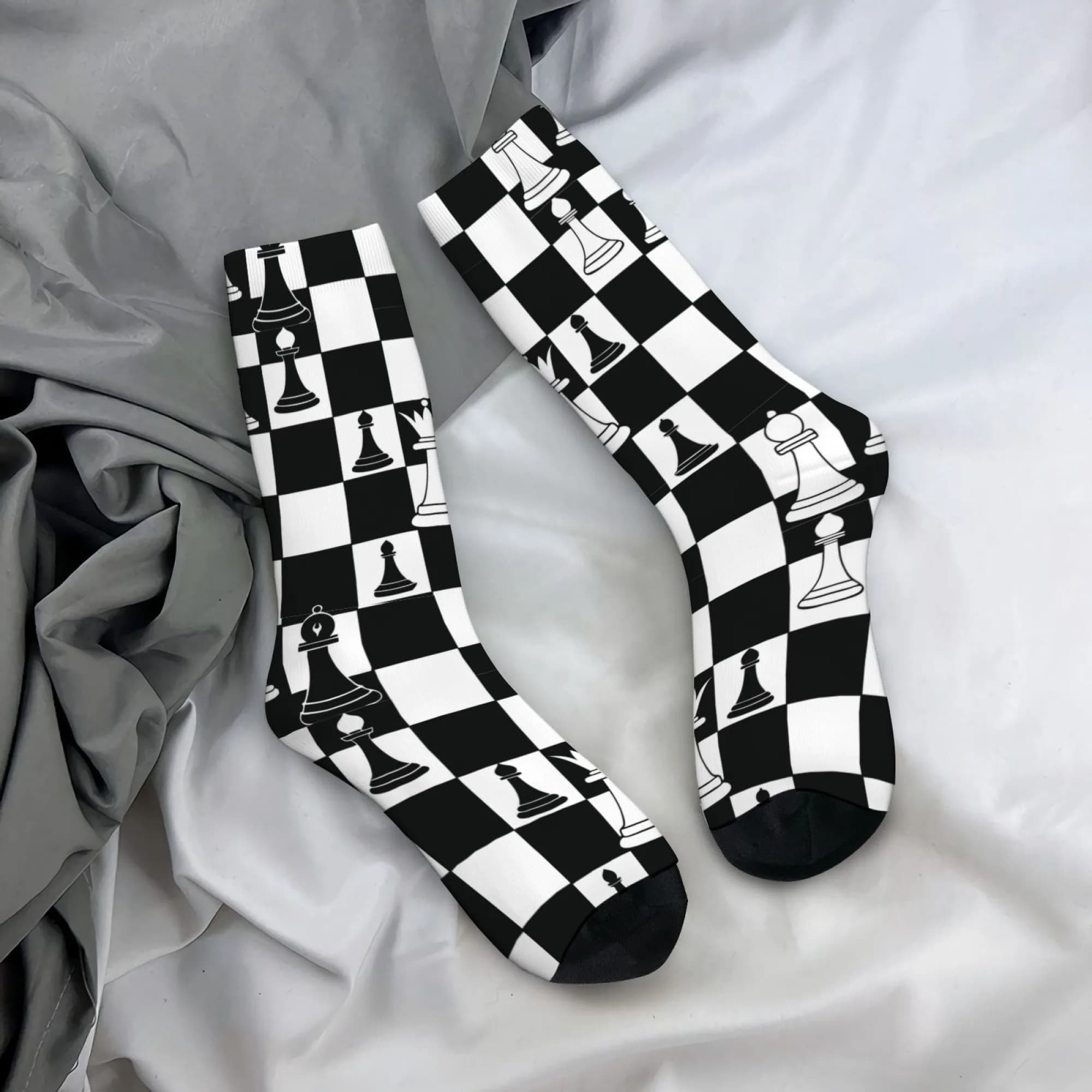 Black and White Chess Print Men's Socks Street Hip-hop Quirky Harajuku Fun Game Socks Skin-friendly and Comfortable Socks