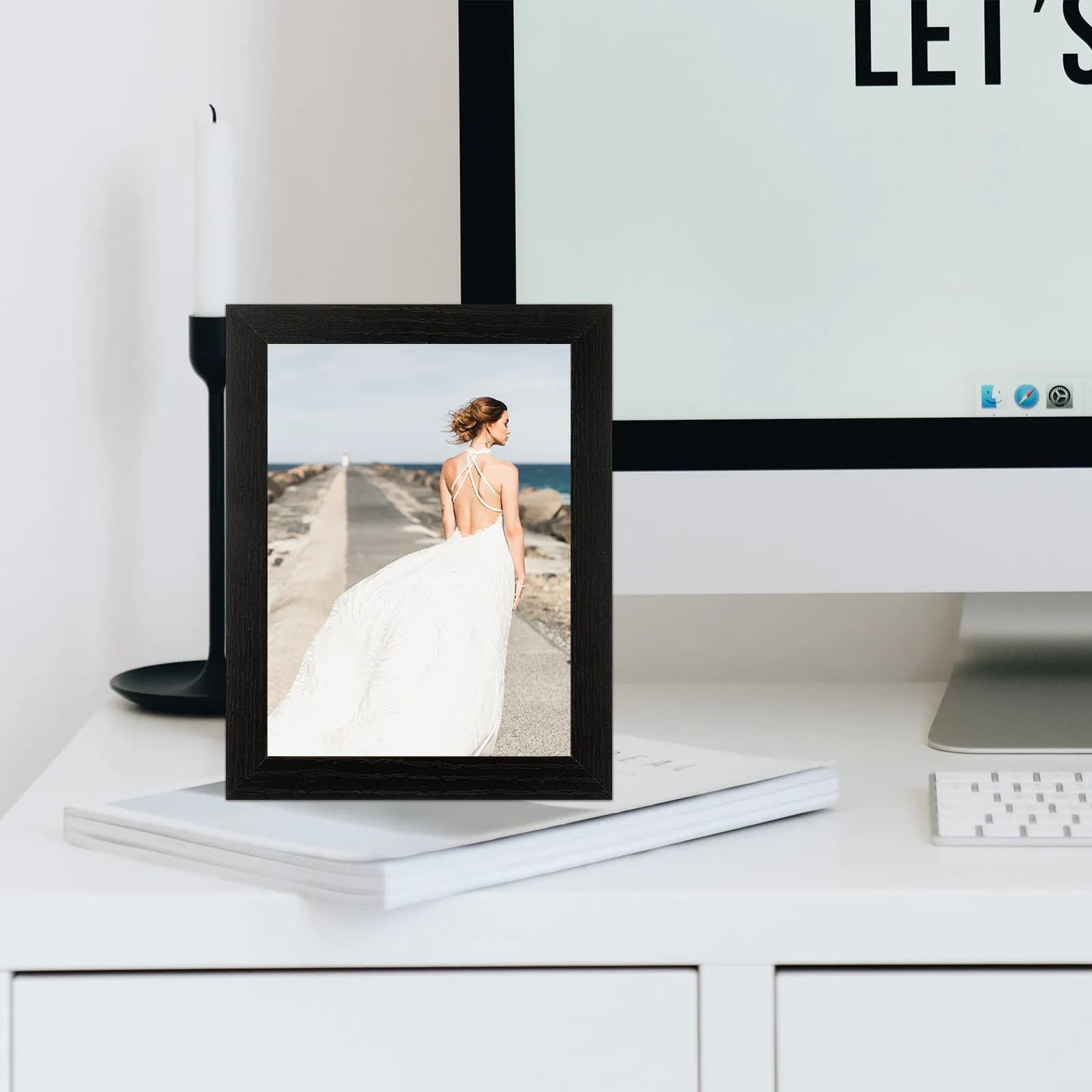 Cornice Portafoto da Tavolo 60x60cm in Legno Naturale Robusto, Design Semplice ed Elegante per Camera da Letto, Ufficio, Parete o Tavolo