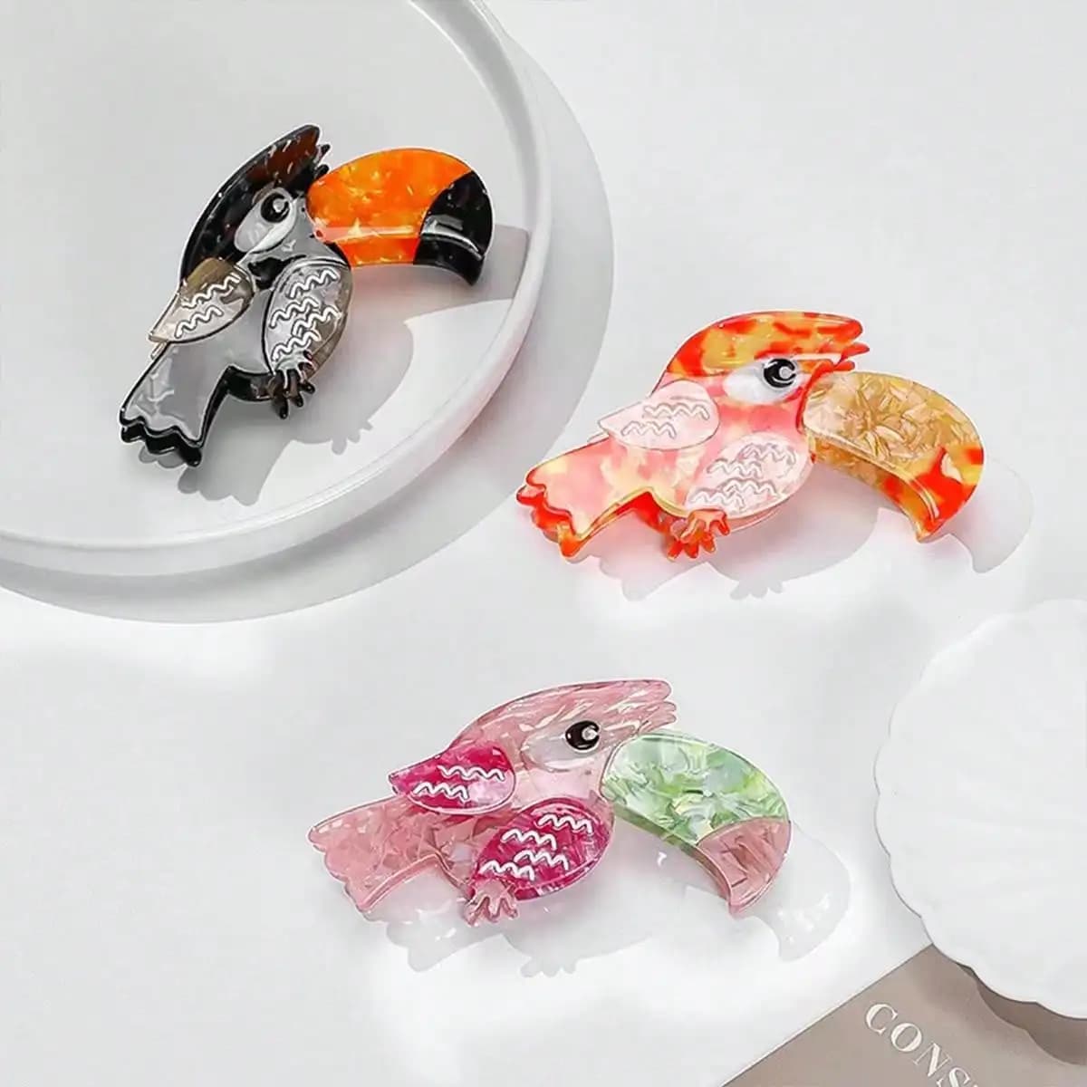 1pc fashion acetic acid animal parrot long beak wearing hair accessories with shark clip when you exit
