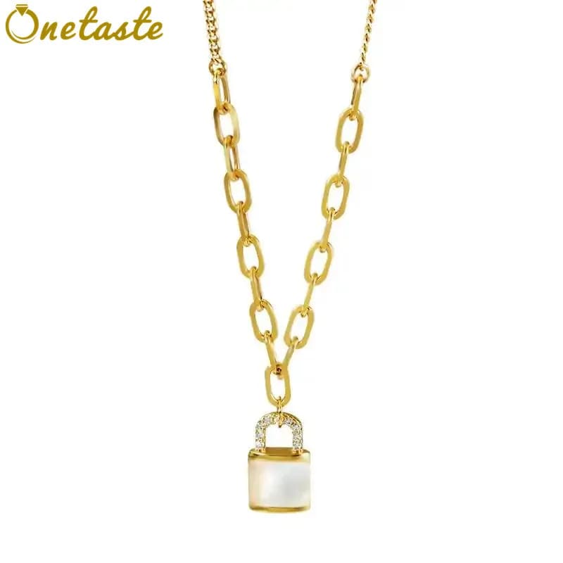 Collana con ciondolo a forma di serratura in argento sterling 925 con zirconi bianchi per le donne Collane girocolli con catena a graffetta alla moda Nuovo regalo