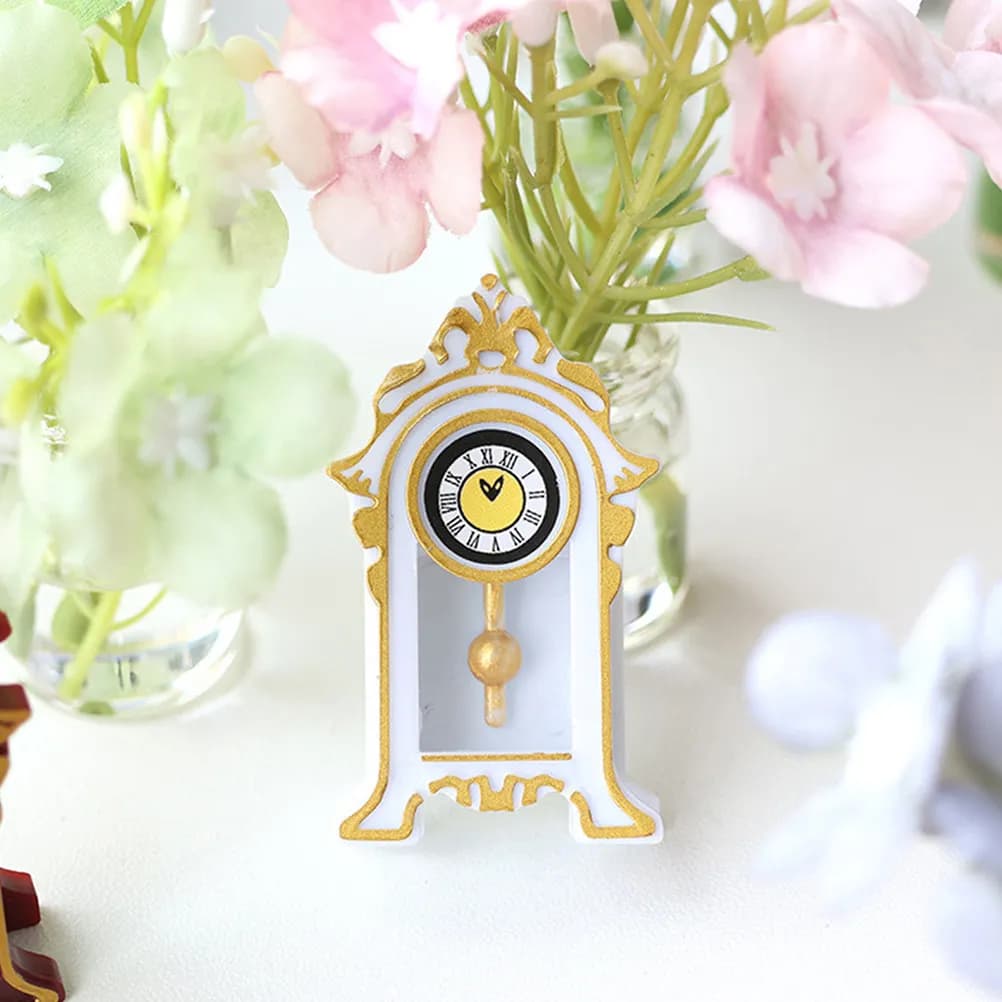 Orologio a Pendolo in Miniatura per Arredamento Casa delle Bambole, Stile Vintage, Artigianato in Resina, Piccolo Ornamento da Scrivania per Casa e Ufficio, Simulazione