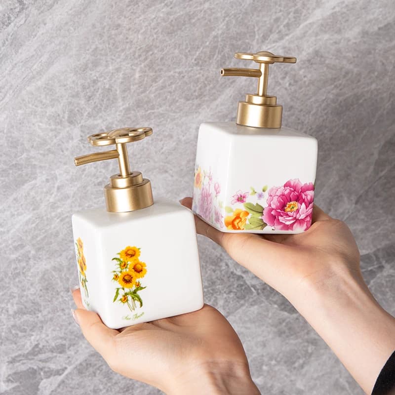 Pink Flower Lotion Bottle Ceramic Flower Bathroom Soap Dispenser Household Shampoo Shower Gel Makeup Remover Storage Bottle New