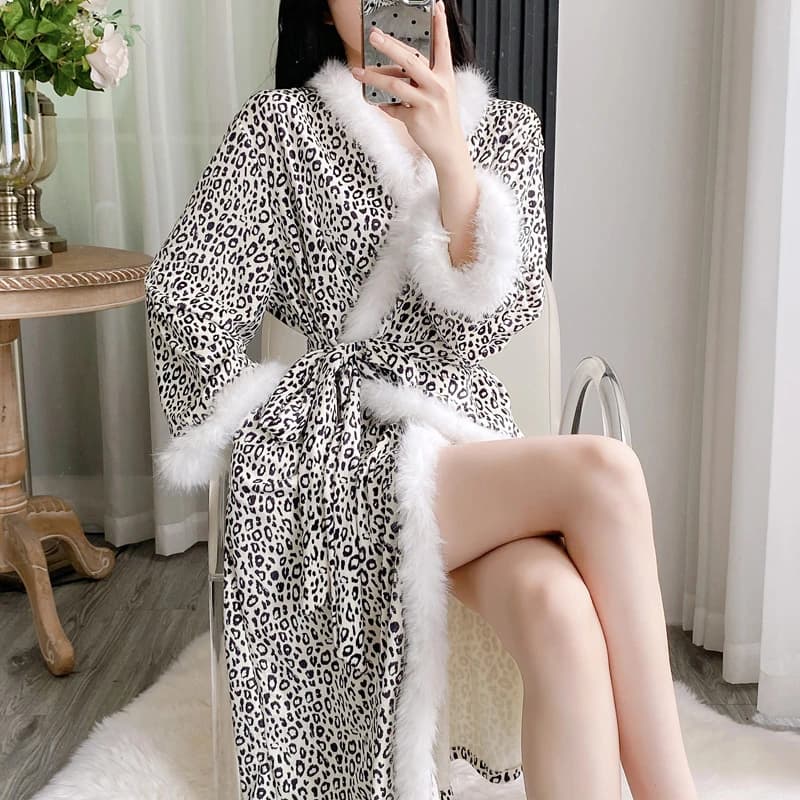 Sexy Leopardo Kimono Abito Isola Velluto Lungo Accappatoio Lady Autunno Inverno Nuova Intimo Lingerie Vestiti Per La Casa Pigiama Indumenti Da Notte