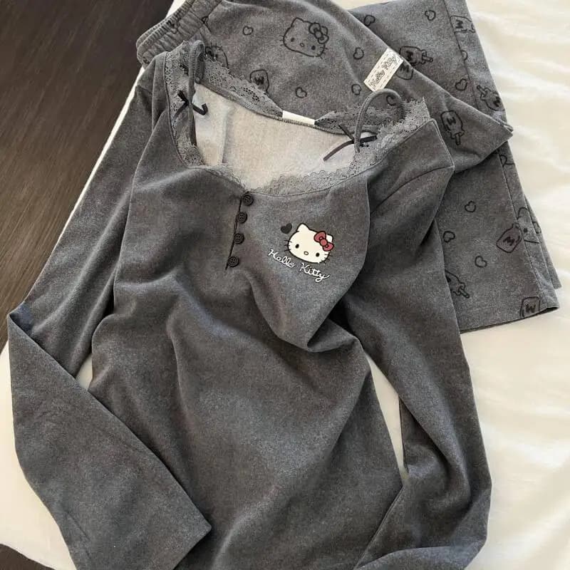 Women's gray pyjamas with long sleeves, soft and comfortable, with print and lace finishes, complete by night two pieces, very requested.