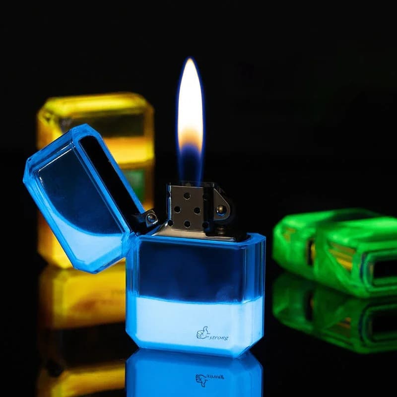 The New Luminous Quicksand Metal Explosion Model Looks Good-looking High-end Luxury Lighter Men and Women Play Gadgets