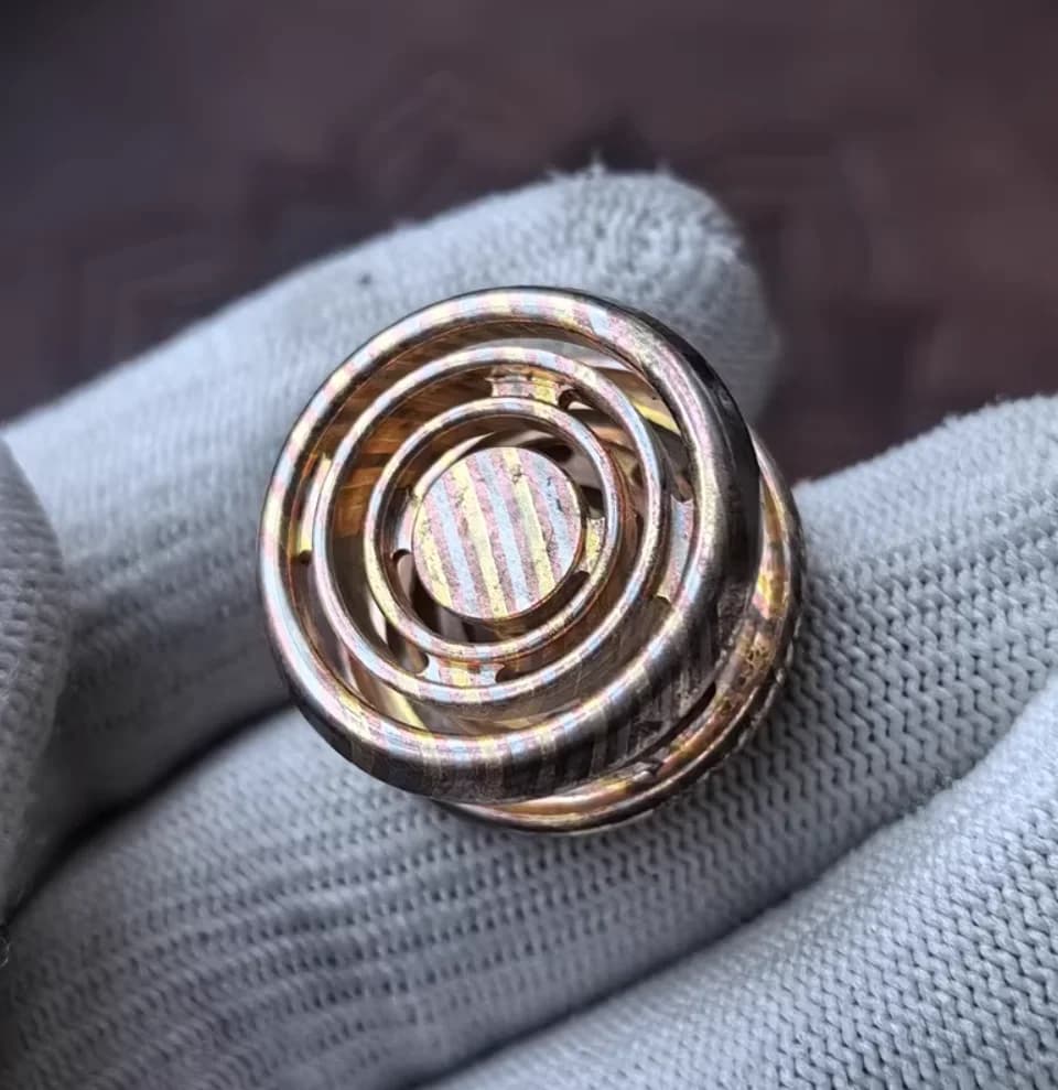 Giocattolo di decompressione fidget spinner mokume 24,5 * 14 mm con bobina per zanzare EDC JZ usato