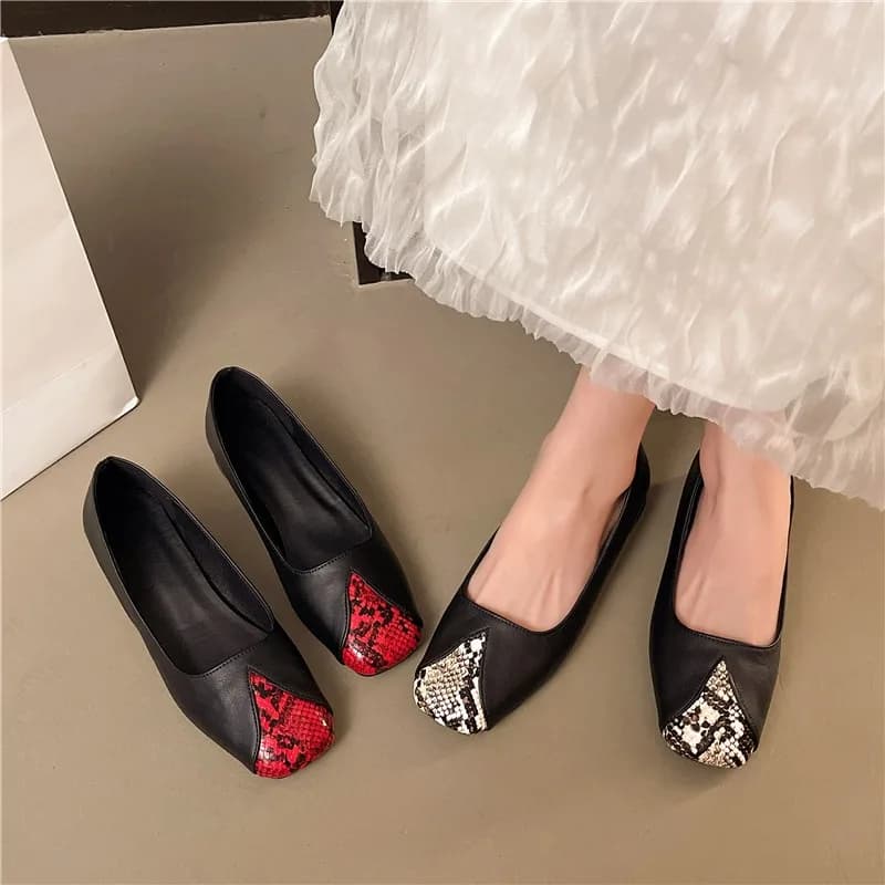 Nuove Scarpe Sandali in Pelle con Suola Morbida e Bassa, Ballerine da Donna con Punta Quadrata in Metallo, Stampa Leopardata, Stile Mary Jane