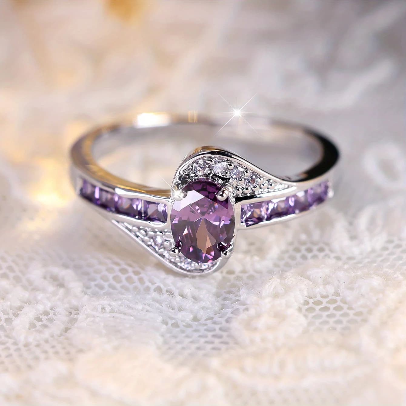 Sparkling Purple Zirconia Ring for Women Gentle Light Luxury Ring for Brides Gorgeous Wedding Jewelry Engagement Ring