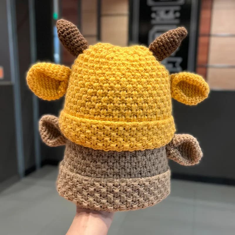 Women's Cute Cow Horn Wool Cap Winter Warm Ear Protection Knitted Cap Fashion Beanies Cold Hat Small Cap with Set Head Hat