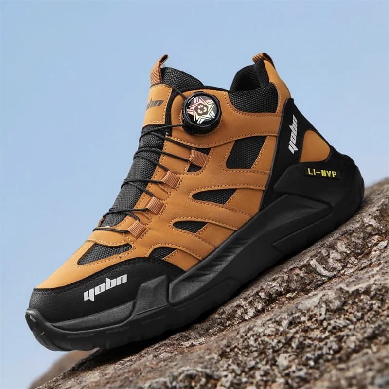 Stivali da motociclista con pomello alla moda Stivali da moto dal design di tendenza Stivaletti da uomo Scarpe da ginnastica da trekking da uomo antiscivolo per esterni botas masculino